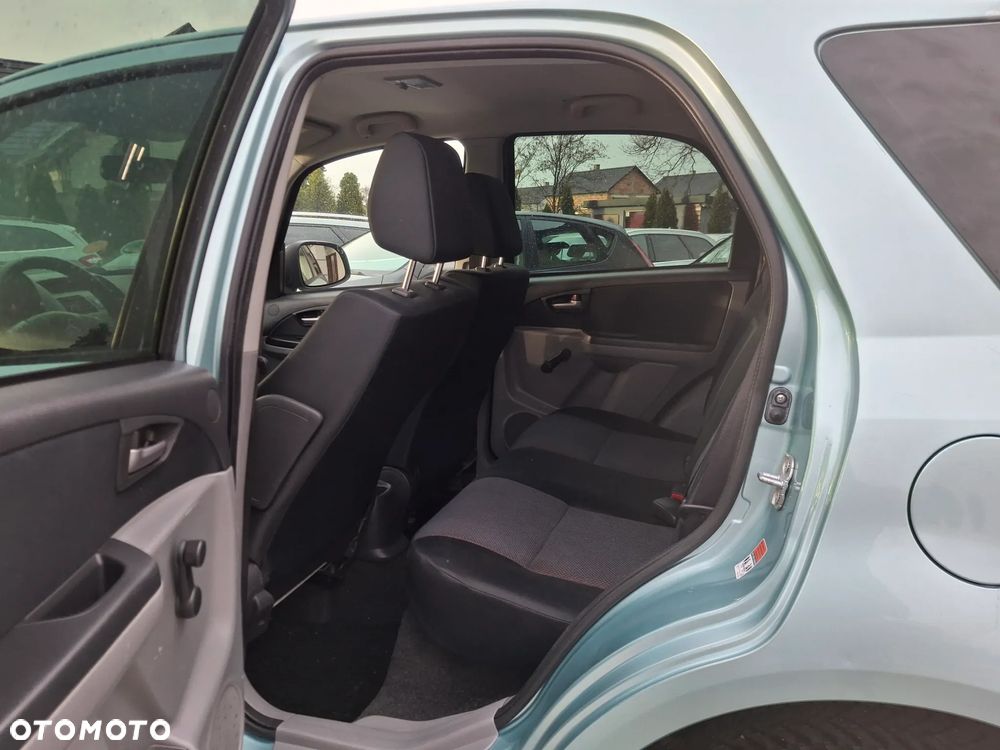 Suzuki SX4 1.6 GS / Premium - 20