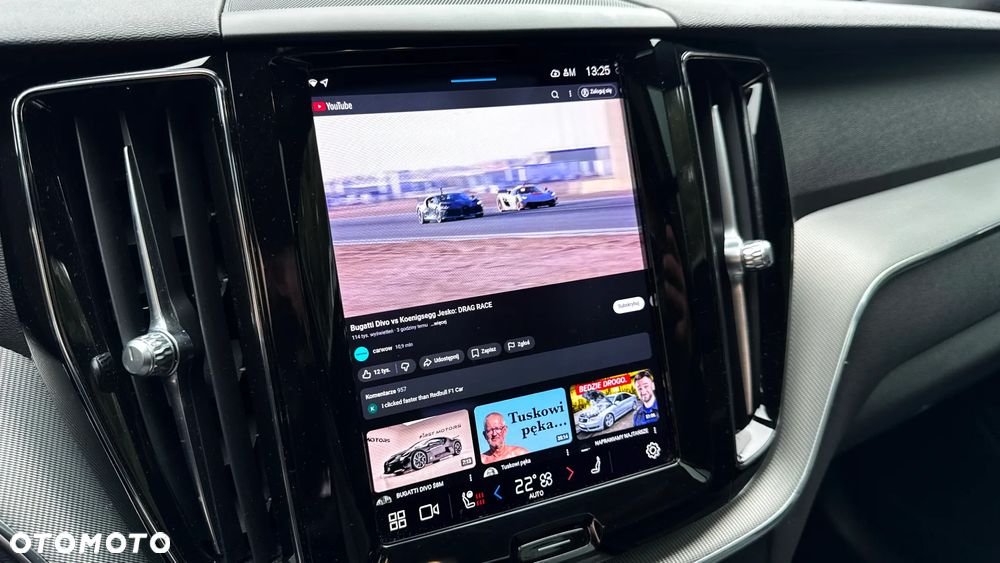 Volvo XC 60 B4 D AWD Plus Dark - 30