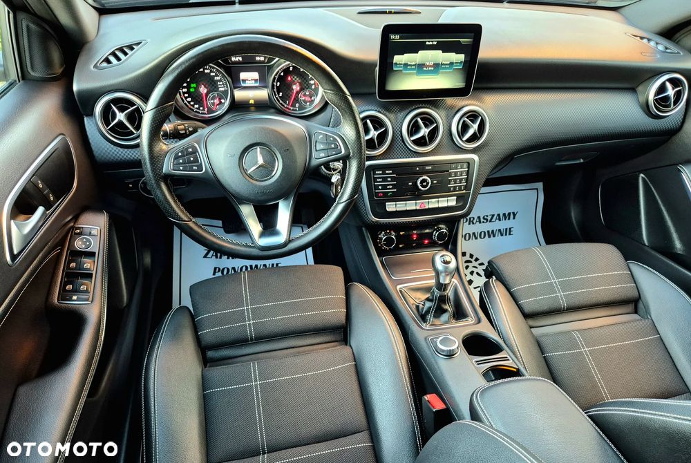 Mercedes-Benz Klasa A 180 (BlueEFFICIENCY) Urban - 2