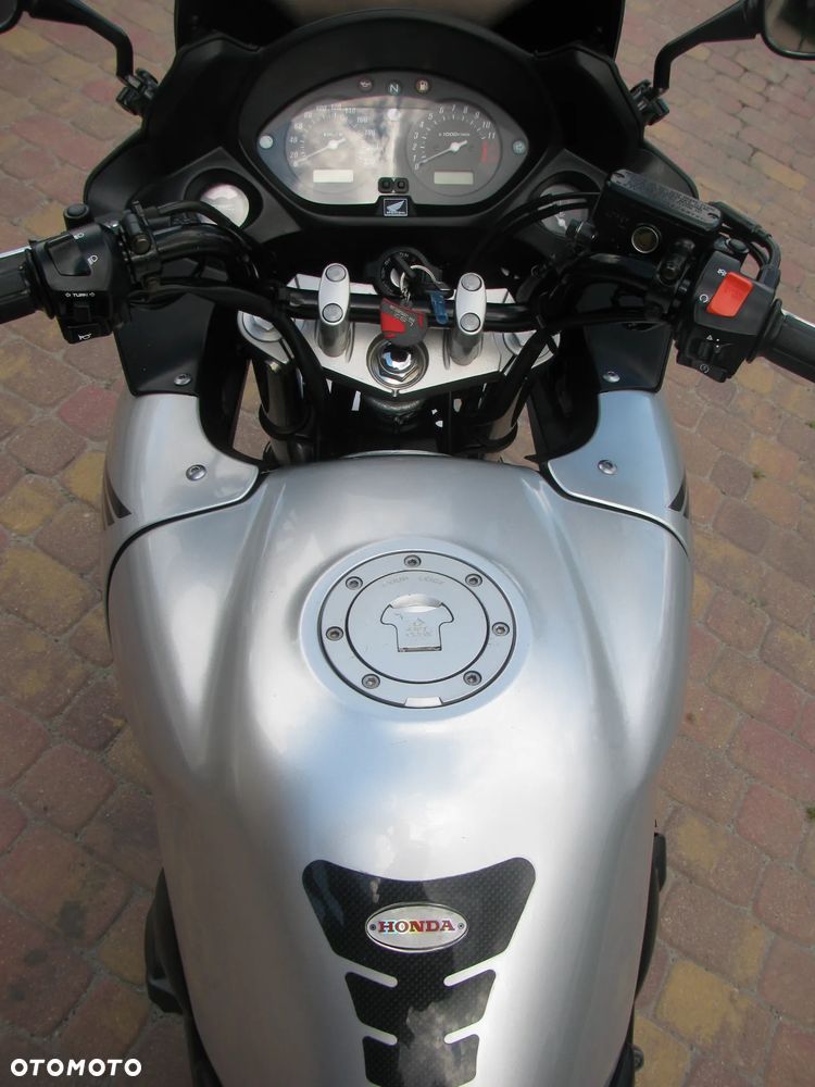 Honda CBF - 20