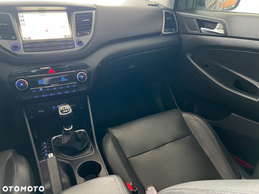 Hyundai Tucson blue 1.7 CRDi 2WD Style - 19