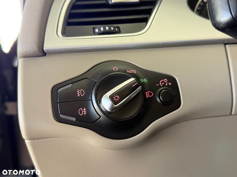 Audi A4 Allroad - 23