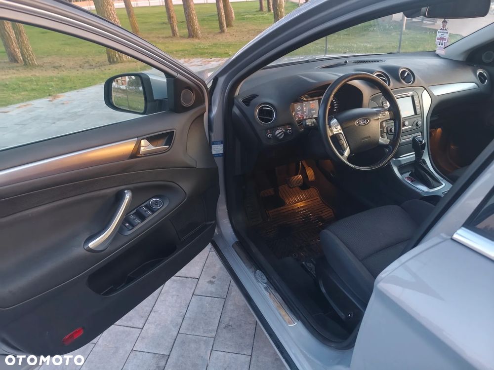 Ford Mondeo 2.0 EcoBoost Titanium - 5