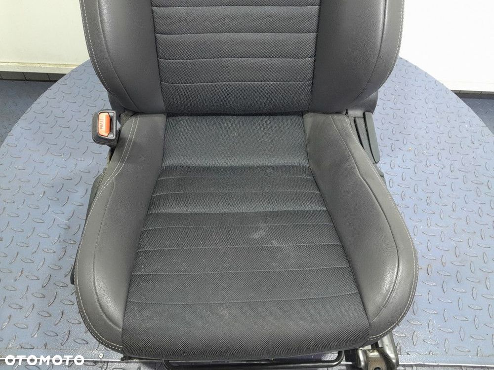 LEXUS IS III XE30 LIFT 16-20 FOTEL KIEROWCY PRZÓD LEWY PÓŁSKÓRA EU - 2