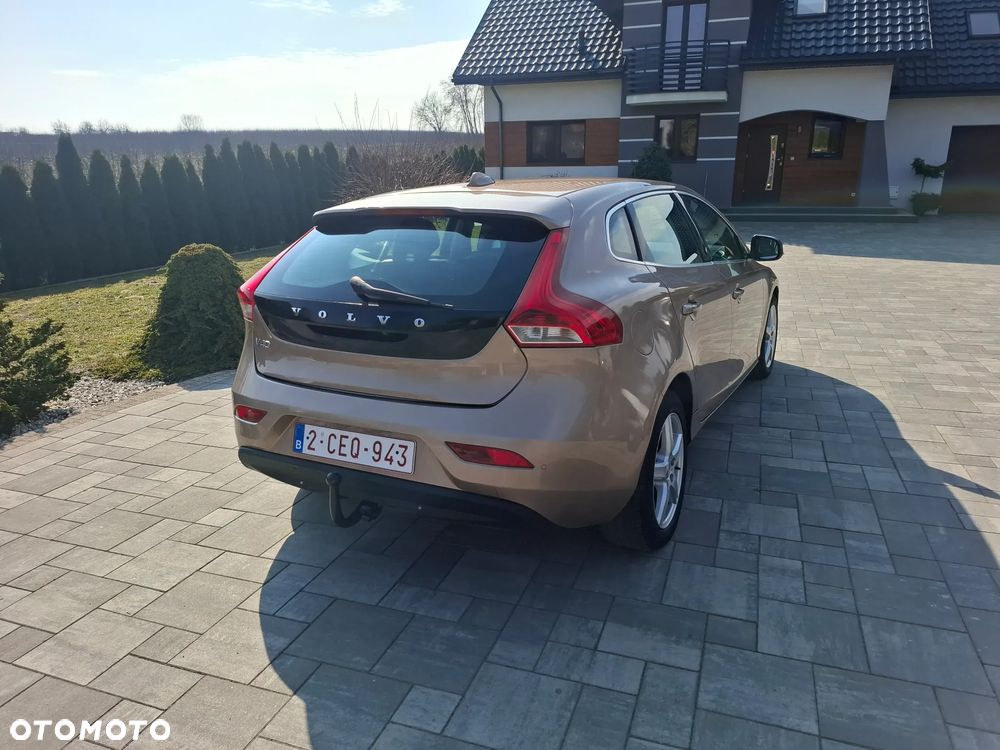 Volvo V40 D2 Kinetic - 9