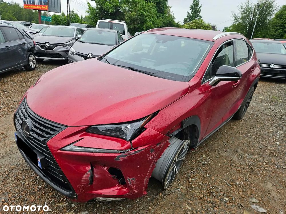 Lexus NX 300h Business Edition - 1