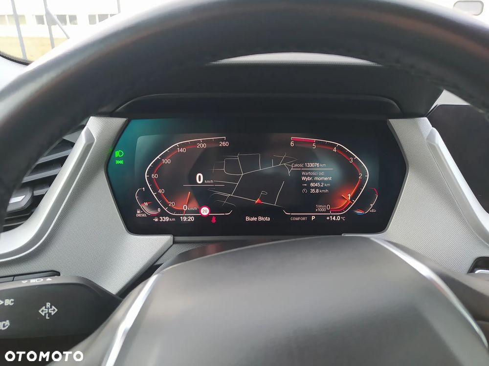 BMW Seria 2 216d - 9