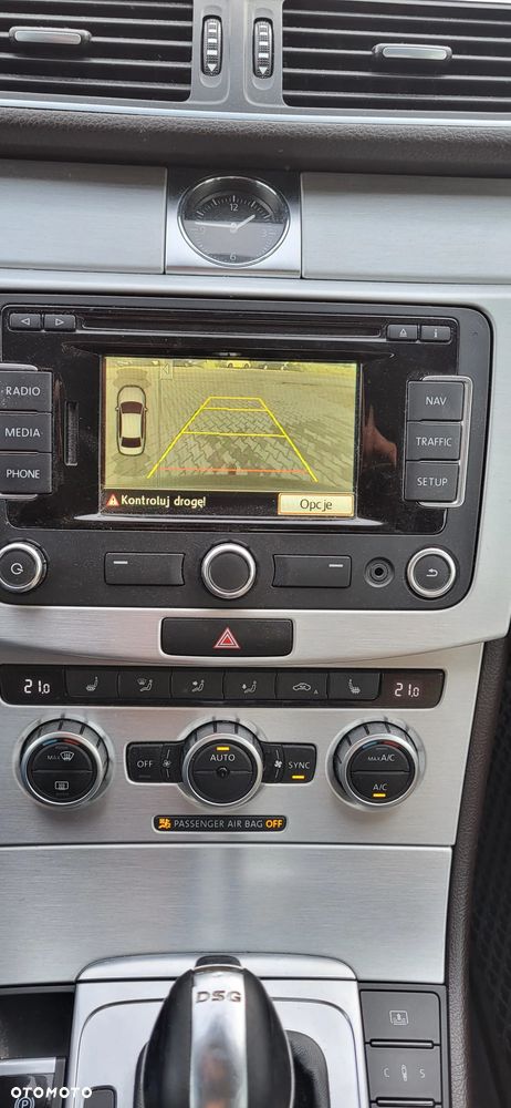 Volkswagen Passat - 21