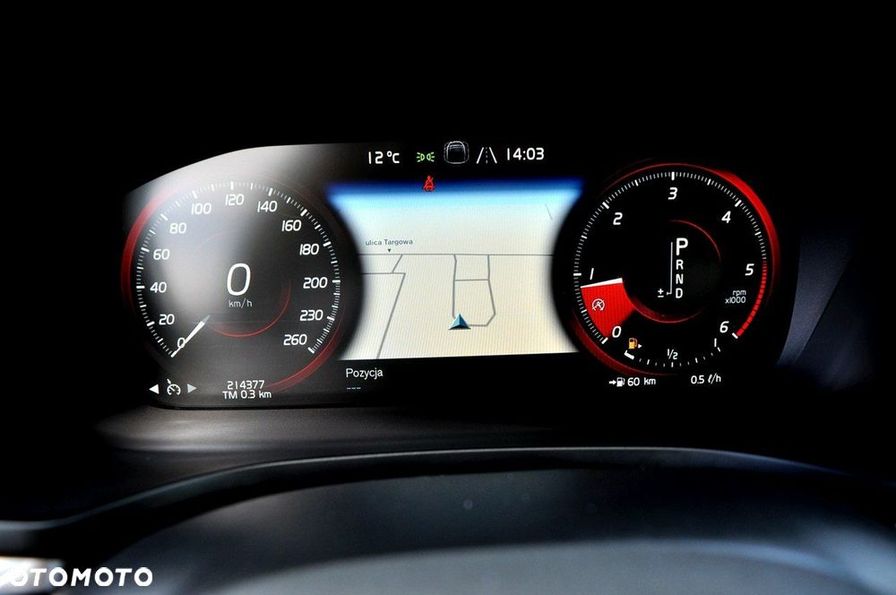 Volvo V60 D3 Geartronic Momentum Pro - 28