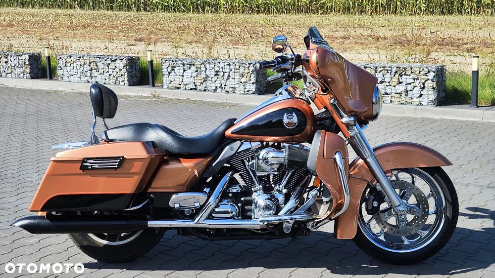 Harley-Davidson Touring Street Glide - 3