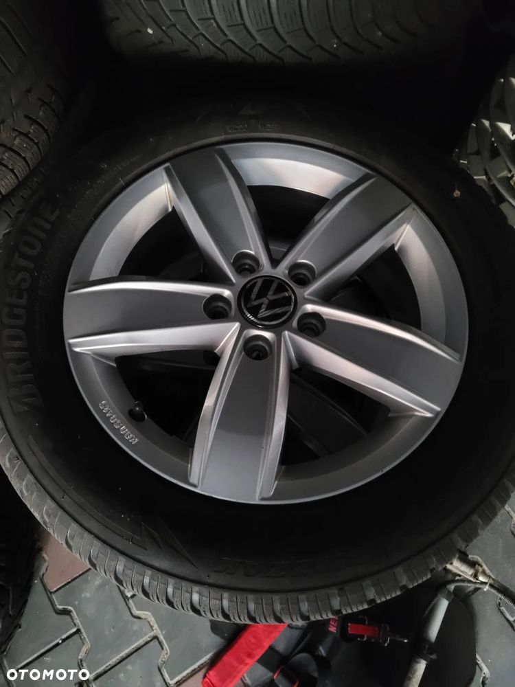 Volkswagen T-Roc 1.5 TSI Style DSG - 31