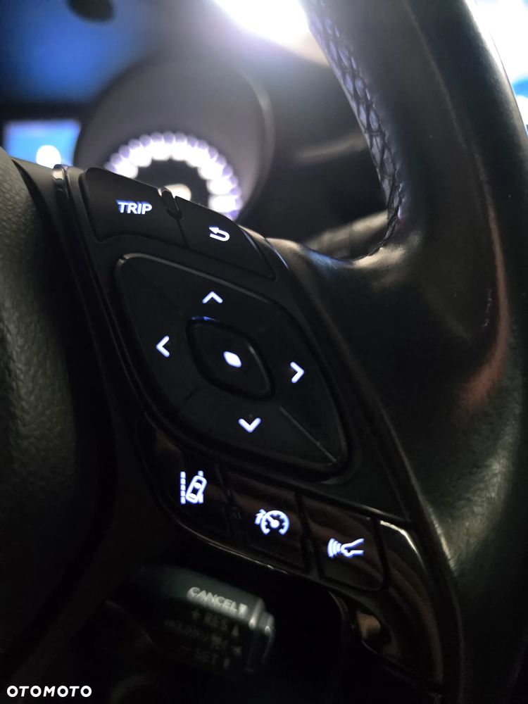Toyota C-HR 1.8 Hybrid Premium - 13