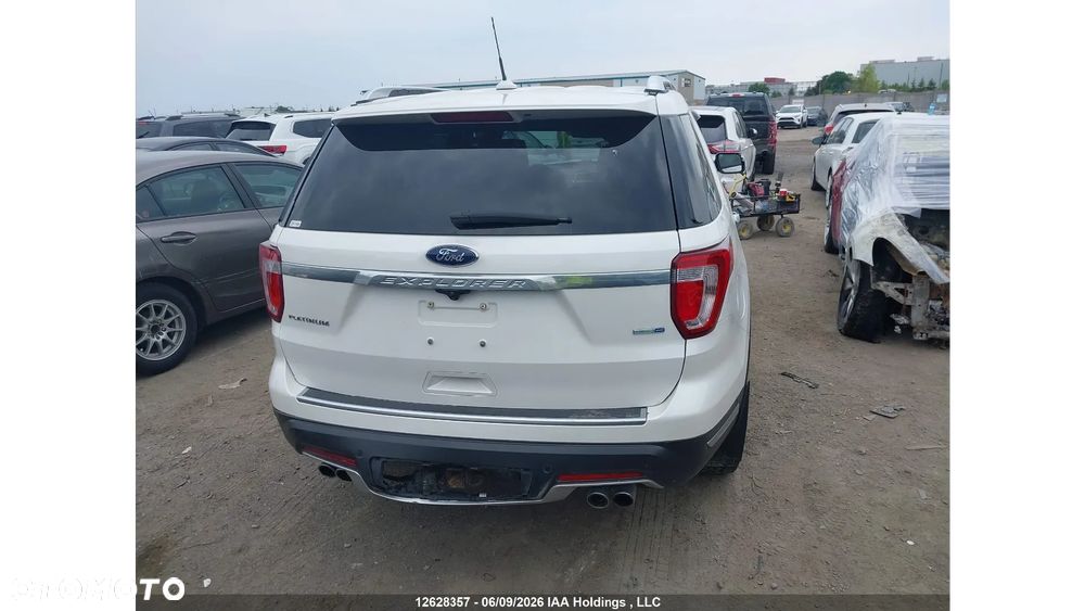 Ford Explorer - 15