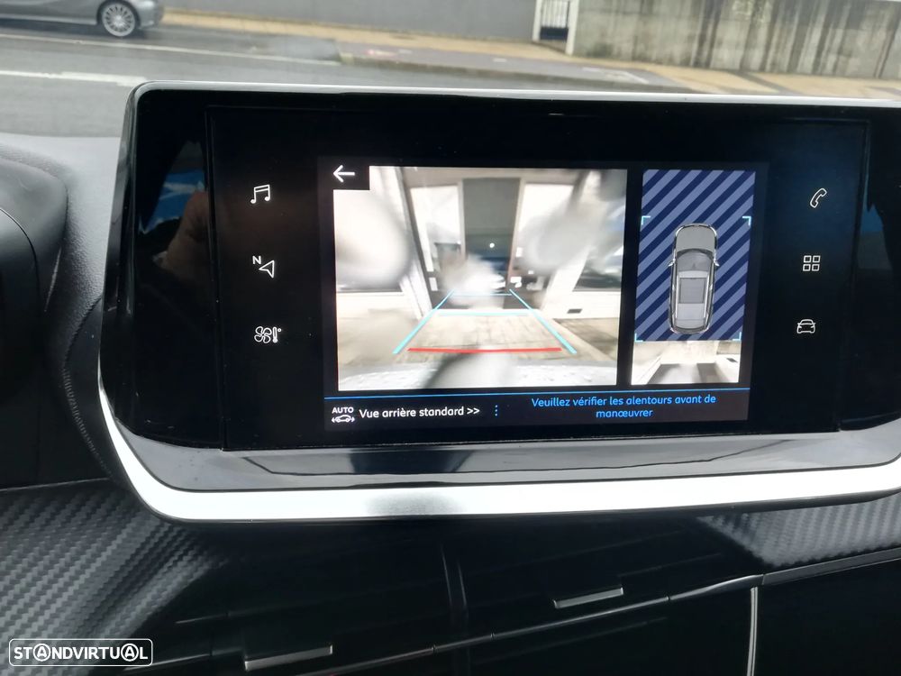 Peugeot 2008 1.5 BlueHDi Allure Pack EAT8 - 14