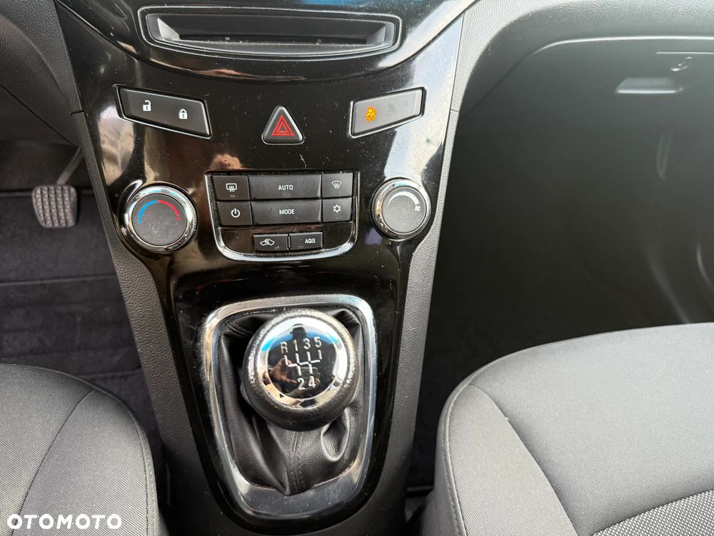 Chevrolet Orlando 1.8 LT+ - 26