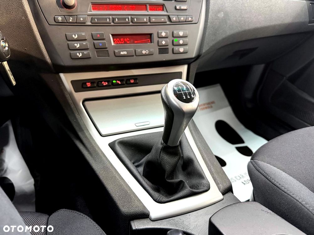 BMW X3 2.0d - 19