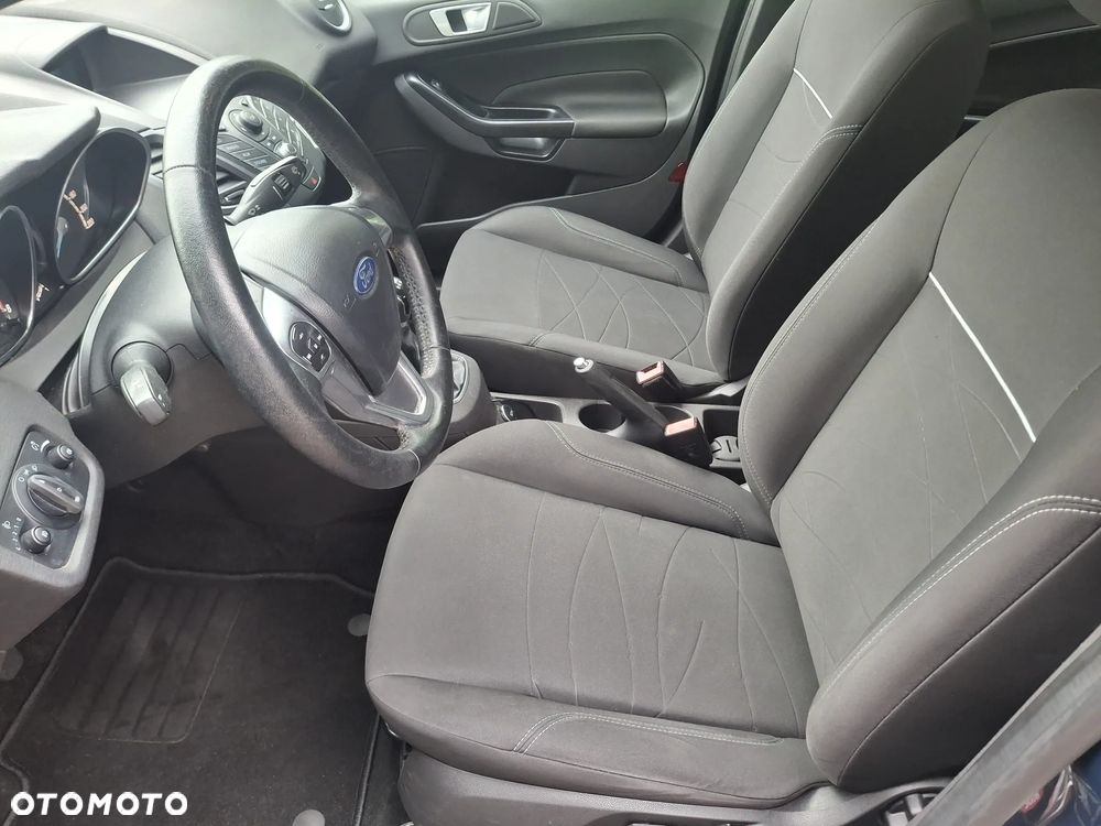 Ford Fiesta 1.25 Titanium EU5 - 13