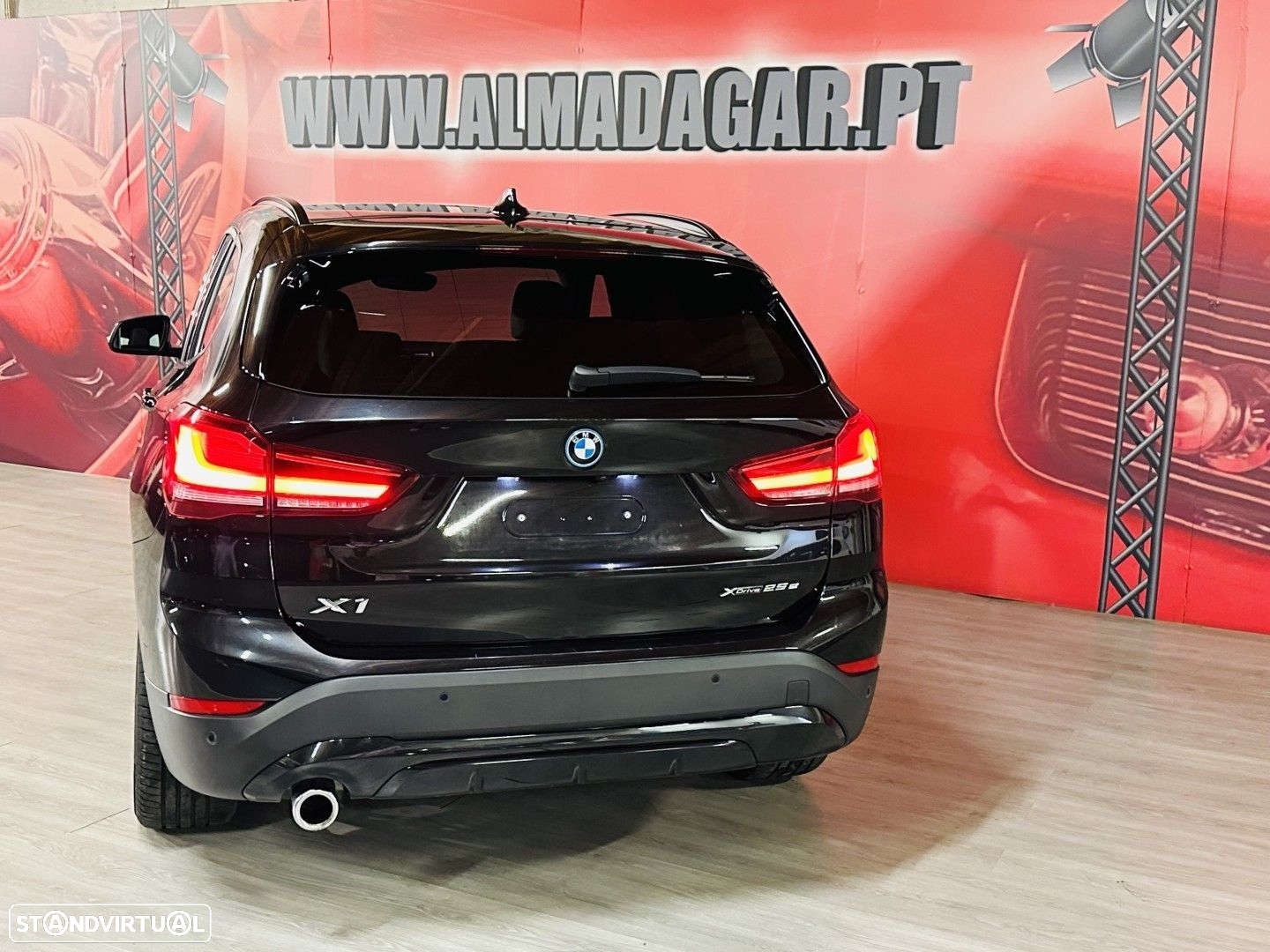 BMW X1 25 e xDrive Line Sport - 4