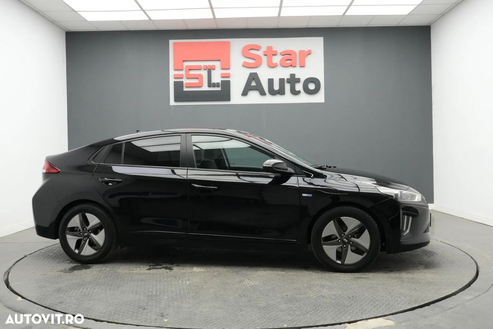 Hyundai IONIQ 1.6 GDI Premium - 10