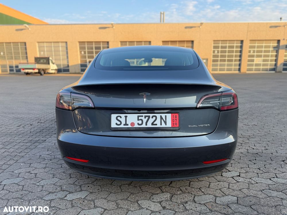 Tesla Model 3 Langstreckenbatterie Allradantrieb Dual Motor - 16