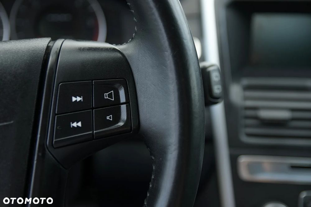 Volvo XC 60 - 31