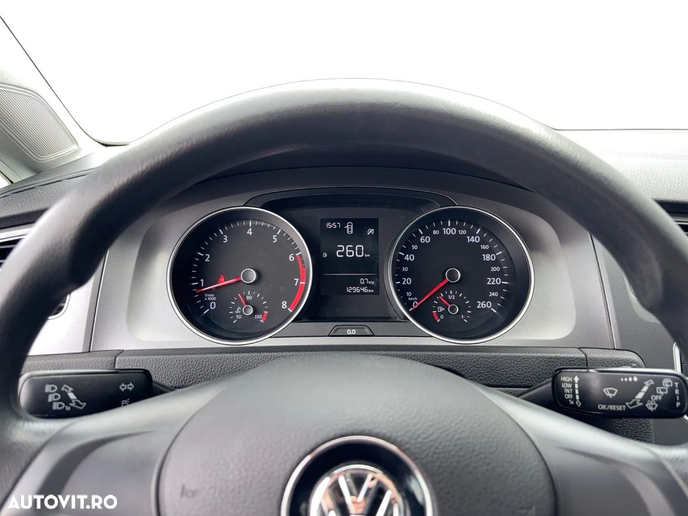 Volkswagen Golf 1.2 TSI BMT Trendline - 9