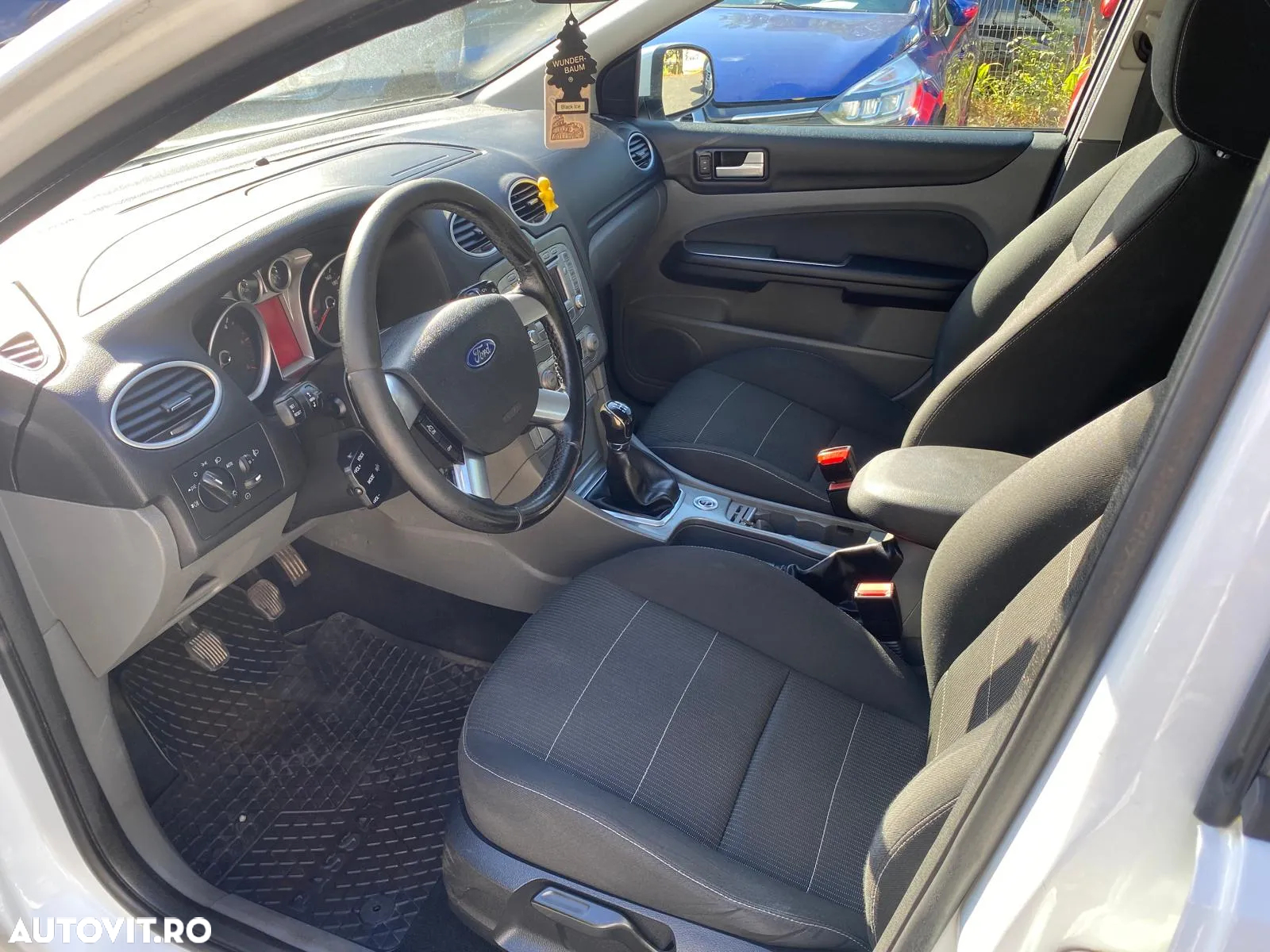 Ford Focus 1.6 TDCI DPF Titanium - 5