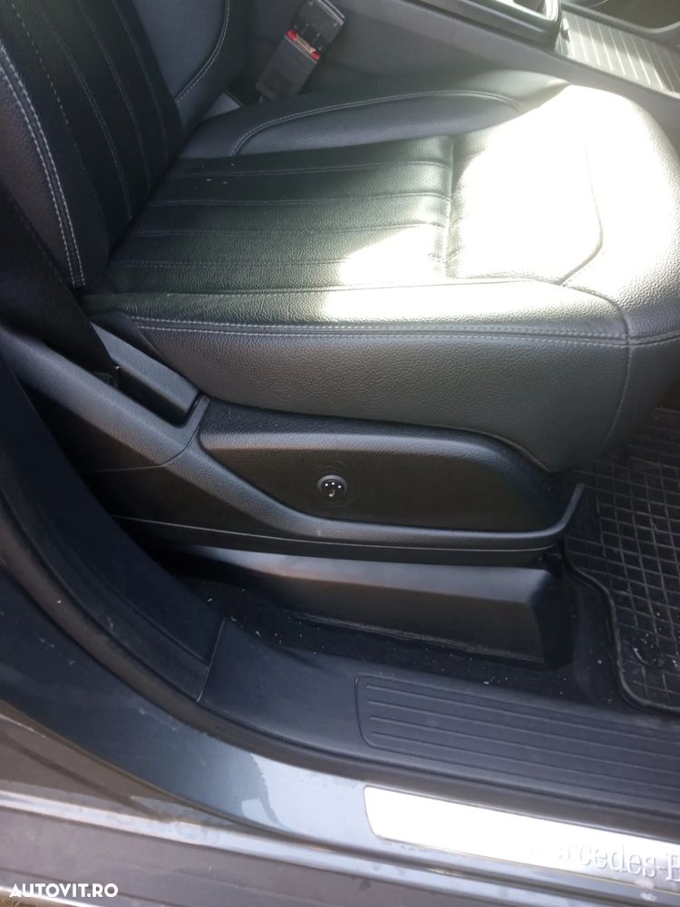 Mercedes-Benz GLE 250 d 4MATIC - 11