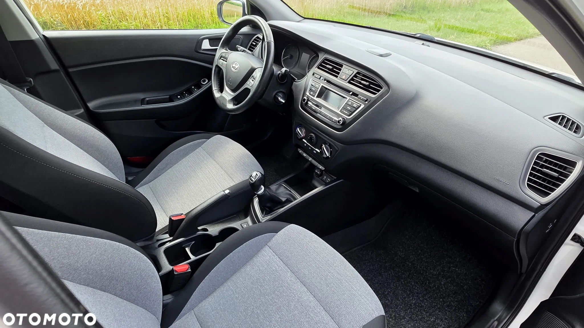 Hyundai i20 1.2 Trend - 30
