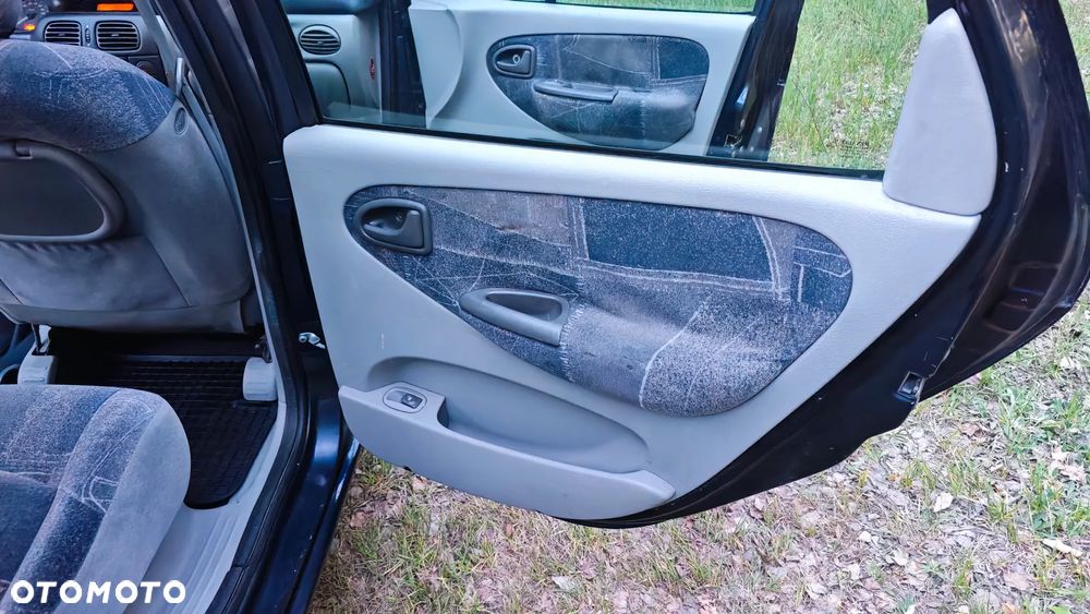 Renault Scenic Megane 1.6 RT 16V - 20