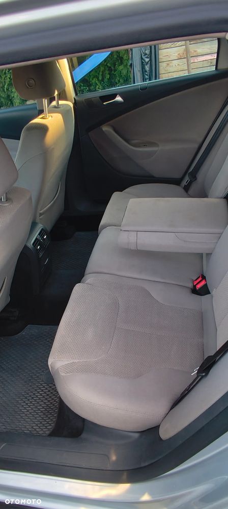 Volkswagen Passat 1.4 TSI Comfortline - 8