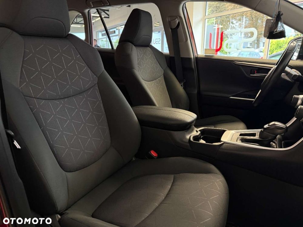 Toyota RAV4 - 21