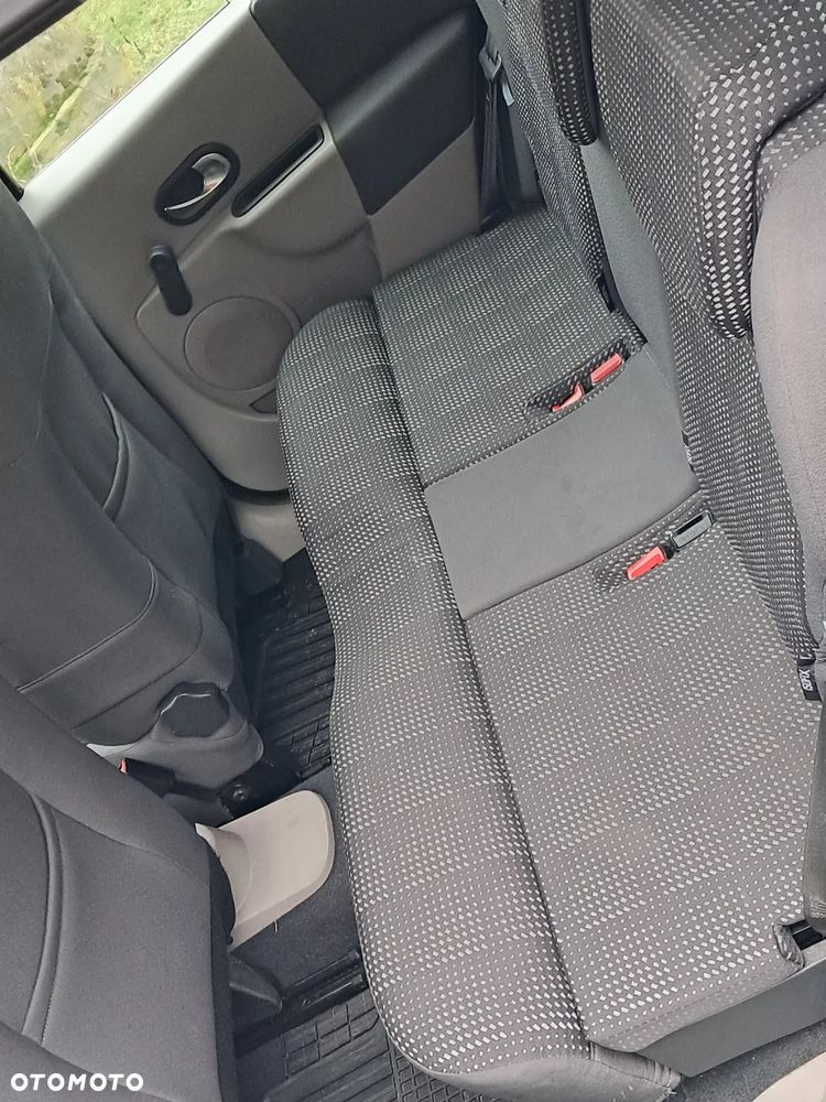 Renault Modus 1.4 16V Alize - 12