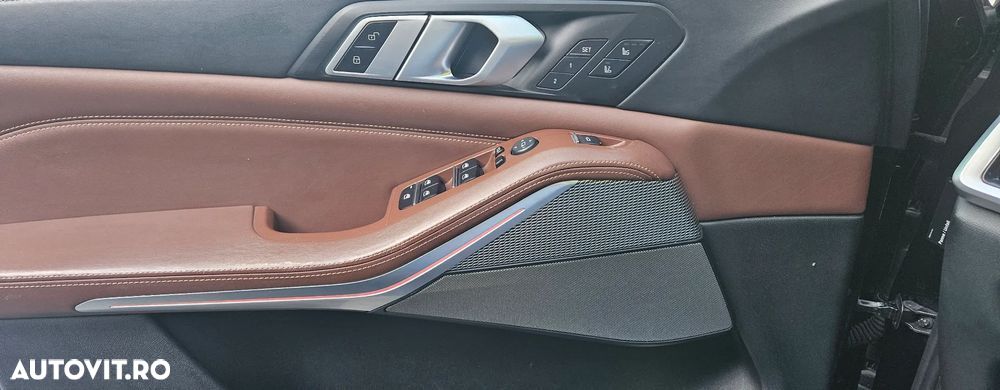 BMW X5 M M50d - 11