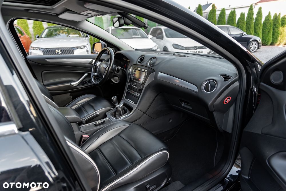 Ford Mondeo 2.0 TDCi Titanium X - 22