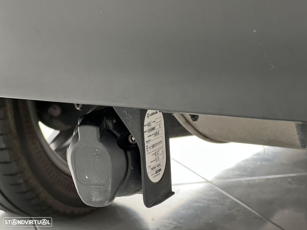 Lexus UX 250h Business - 8