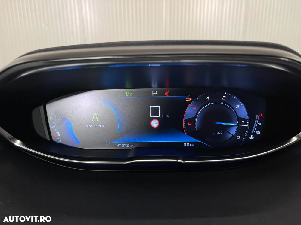 Peugeot 3008 1.5 BlueHDI 130 EAT8 Active Pack - 26