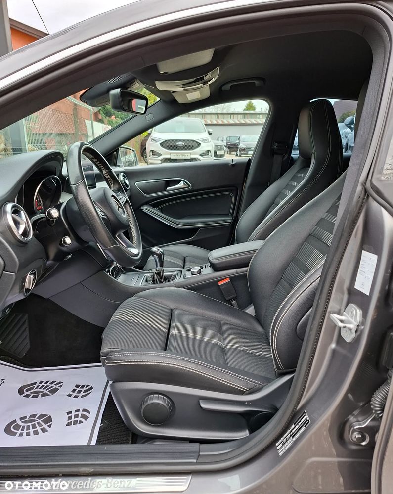 Mercedes-Benz CLA - 8