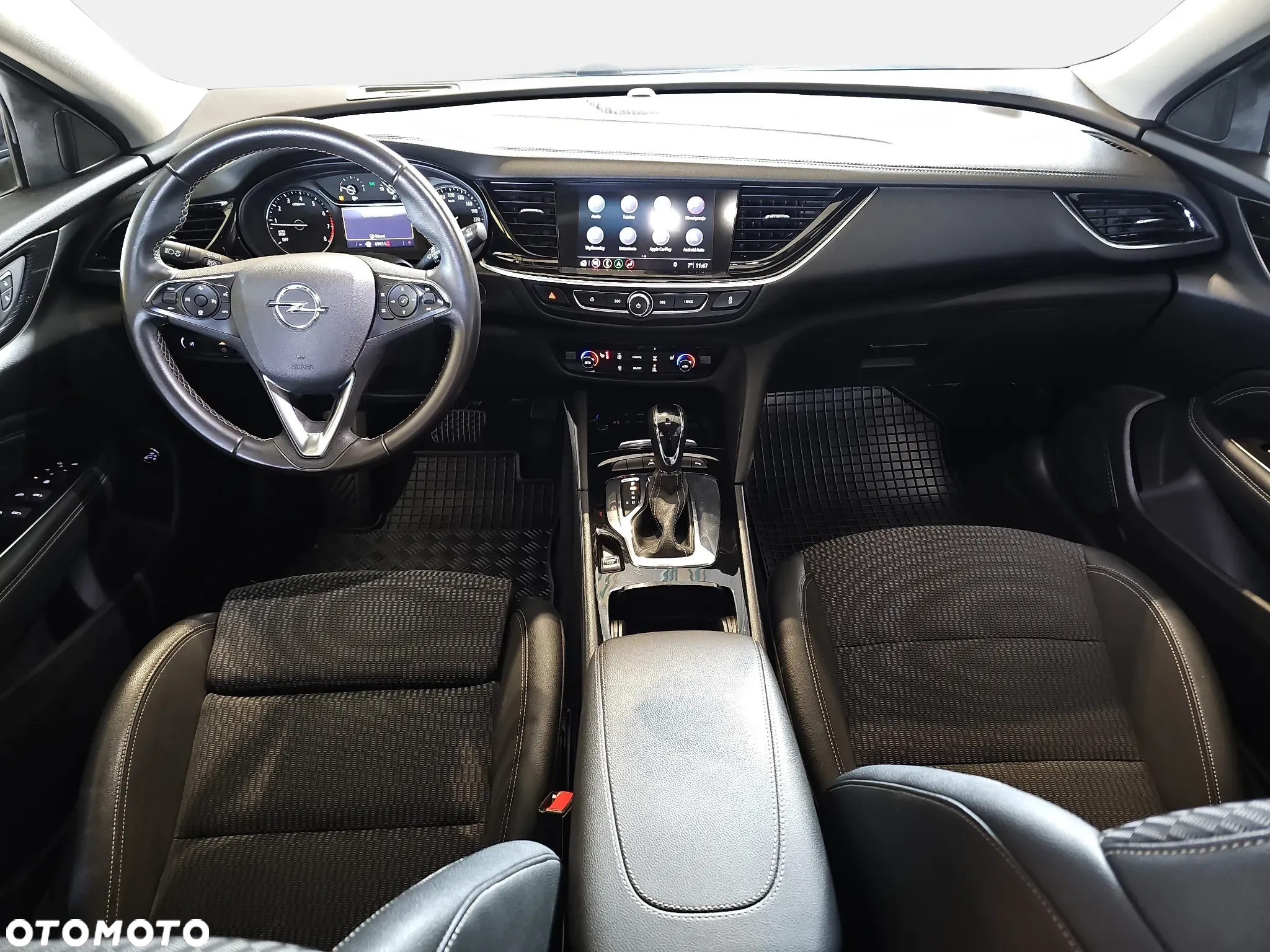Opel Insignia - 15