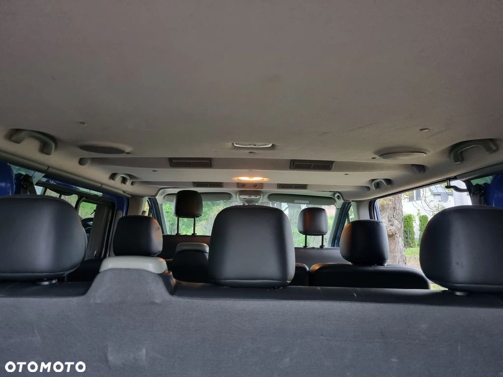 Renault Trafic - 18