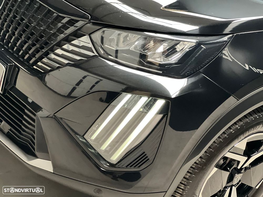 Peugeot 2008 1.2 PureTech Allure Pack - 21