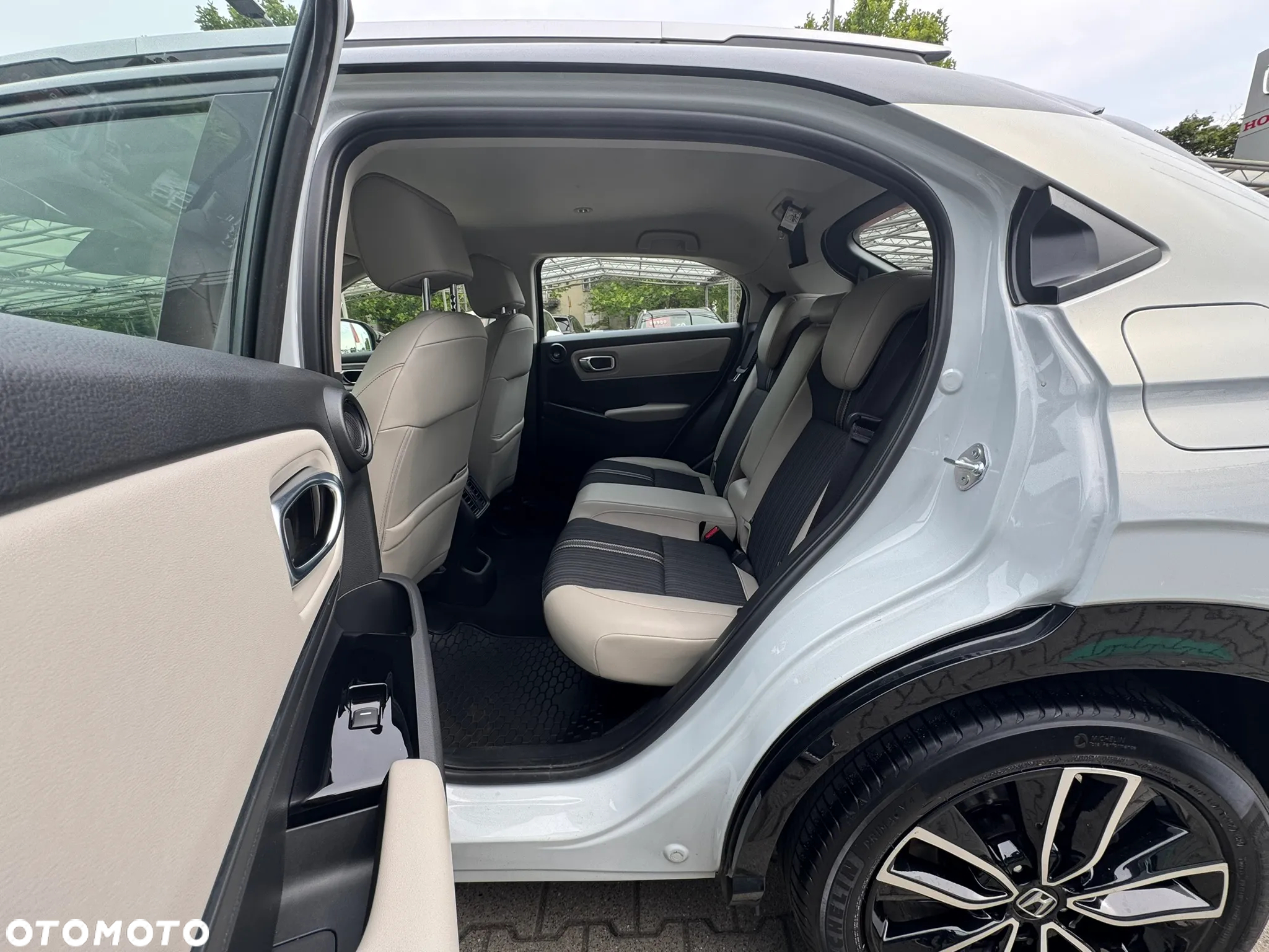 Honda HR-V 1.5 i-MMD Advance Style CVT - 15