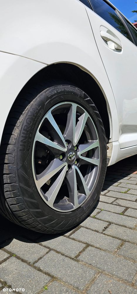 Toyota Avensis 2.0 Sol plus EU5 - 7