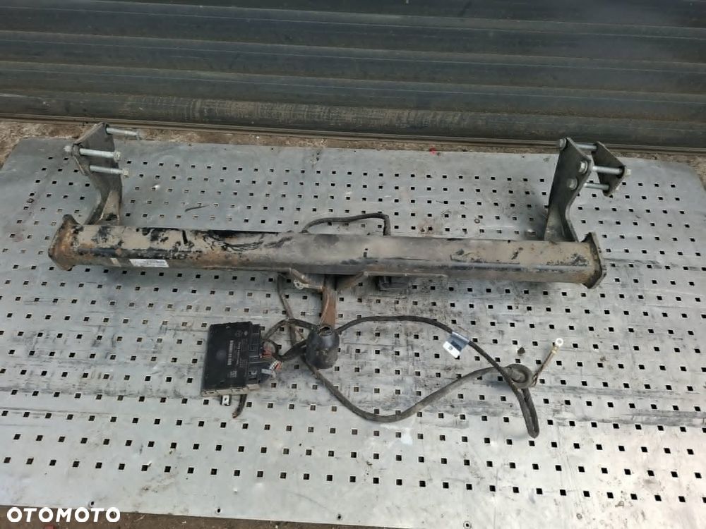 HAK HOLOWNICZY MERCEDES W447 MODUŁ WIĄZKA - 1
