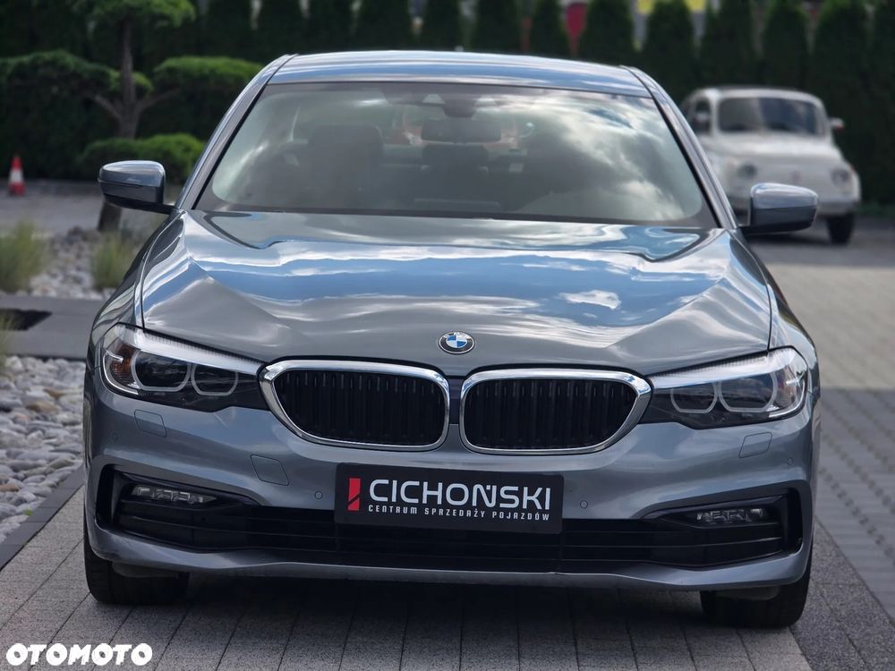 BMW Seria 5 520i GPF Sport Line sport - 4