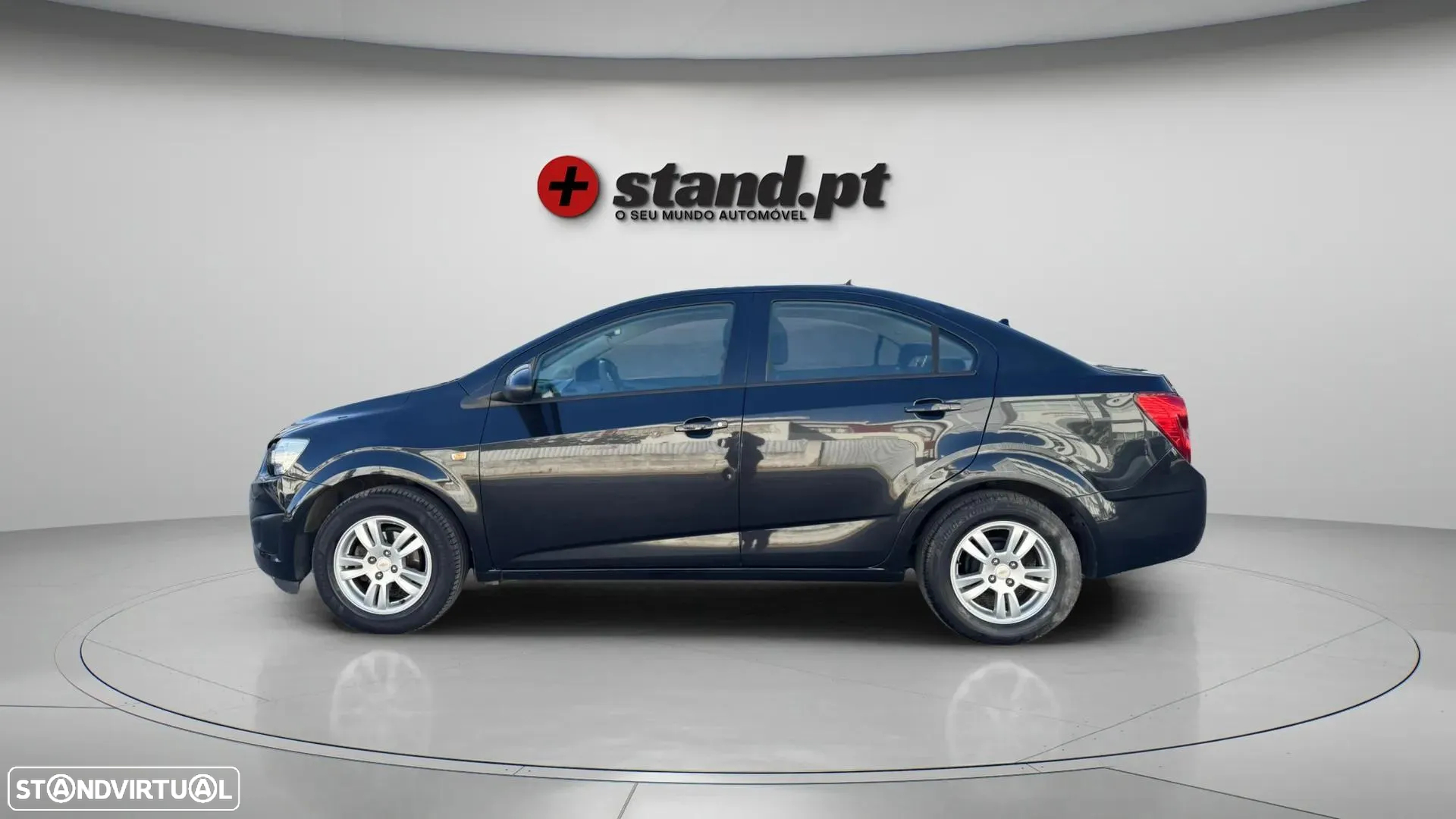 Chevrolet Aveo 1.2 LT Bi-Fuel - 2