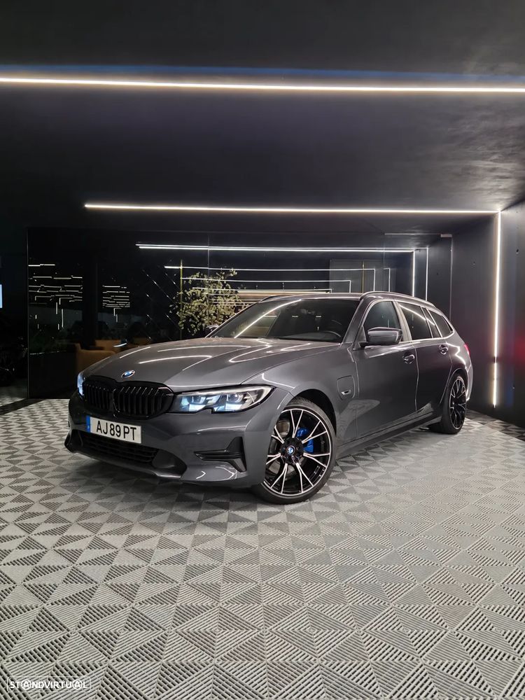 BMW 320 e Aut. Sport Line - 2
