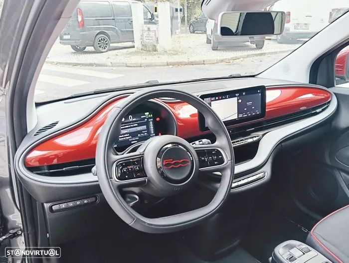 Fiat 500e 23,8kWh Red - 16