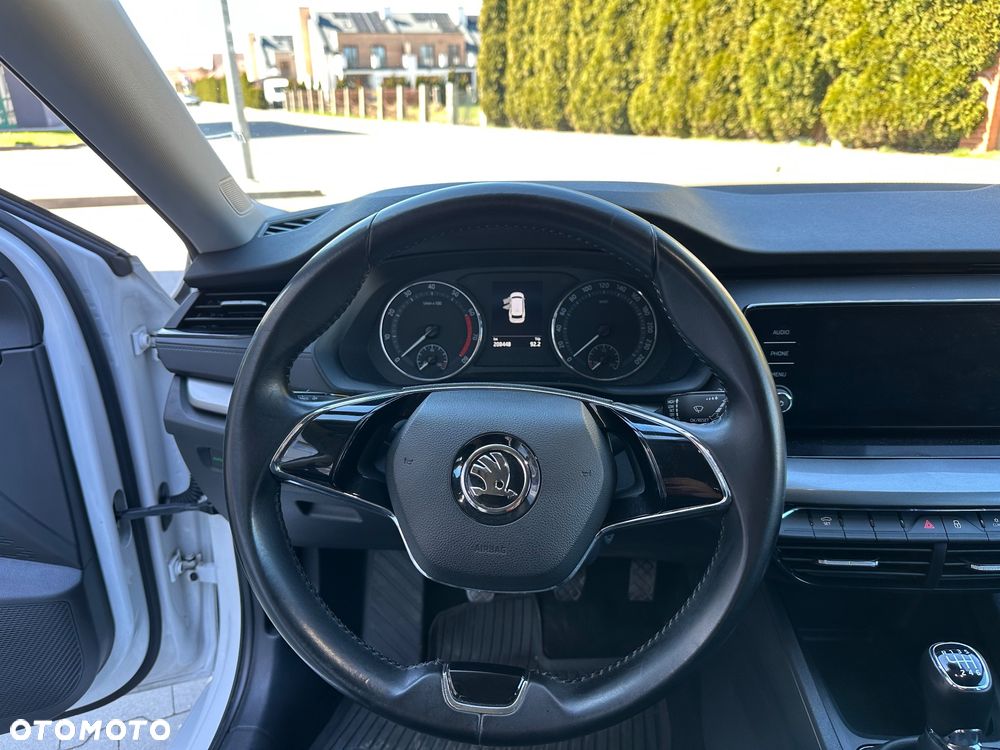 Skoda Octavia - 16