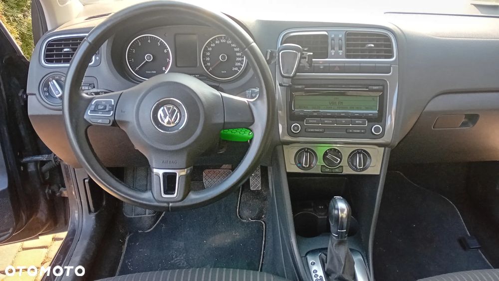 Volkswagen Polo 1.2 TSI Highline DSG - 5